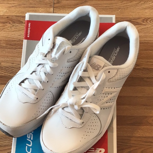 new balance mw411wt2